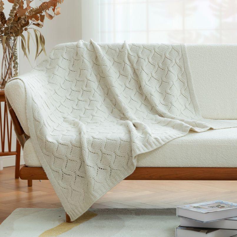 Amelie Home - Diamond Pointelle Gebreide Deken - Crème