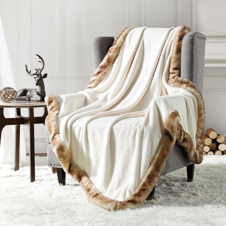 Cozy Bliss Luxury Milky Pluche Plaid - Brown